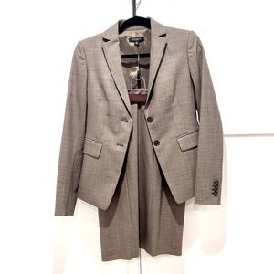 Ann Taylor Ladies Skirt Suit